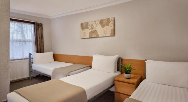 Трёхместный номер Superior Lords Hotel
