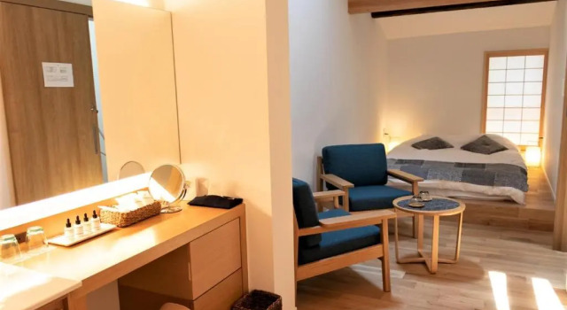 Standard Doppel Zimmer Auberge AZABU