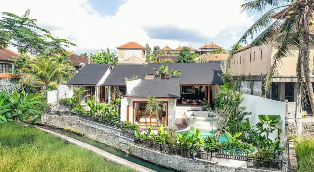 Вилла Luxury 2BR Retreat Jungle View, Near Ubud Center