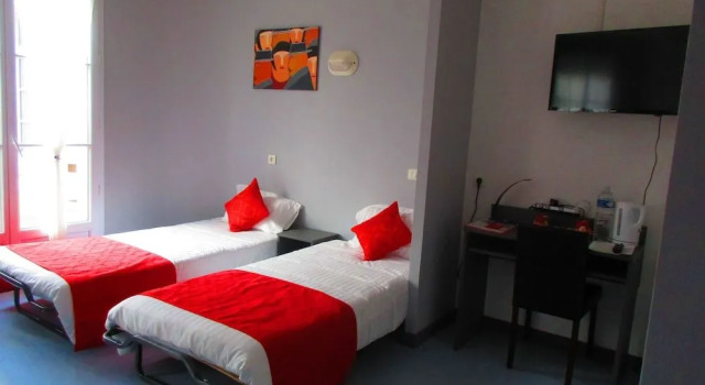Le Clos Albert, Забронировать Отель Отели Вьен 3 звезды, 3*
