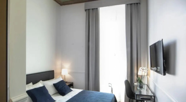 Gemini Suites Navona