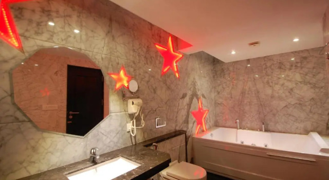 Номер Standard Click Hotel Sapphire Star Indore