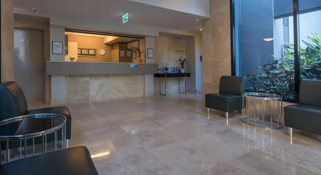 Inn on the Park Apartments, Prenota Appartamento Hotel a Queensland con parcheggio, Parcheggio