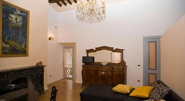 Residenza Storica Casa Brunori, Book Hotel Valtopina Umbria