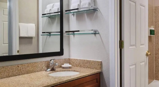 Четырёхместный люкс Residence Inn Poughkeepsie