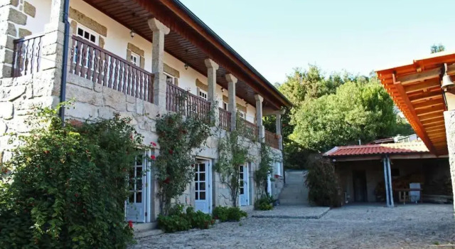 Casa dos Três Rapazes, Rezerwuj Dom wakacyjny Hotele w Minho z parkingiem, Parking
