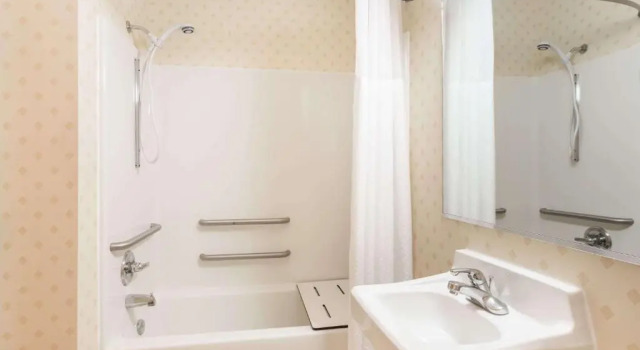 Standard Zimmer Quality Inn