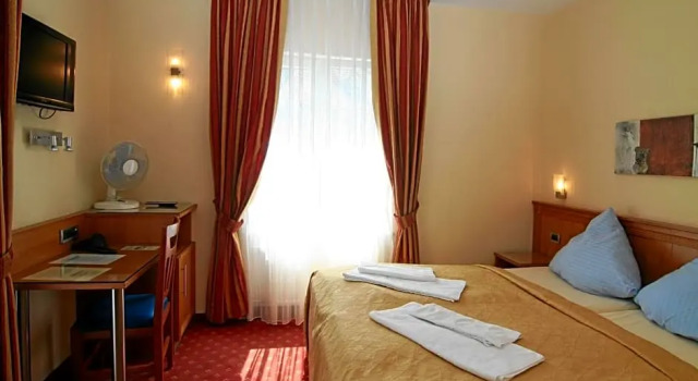 Номер Standard Hotel-Restaurant Axion