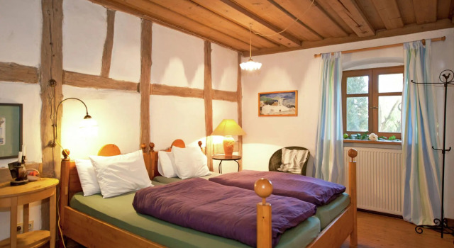 Geraumiger Ruckzugsort, Weissenburg, Varaa Hotelli Hotellit Baijeri pysäköinnillä, Pysäköinti
