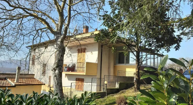 casa vacanze Rita, Book Hotel Gubbio Umbria