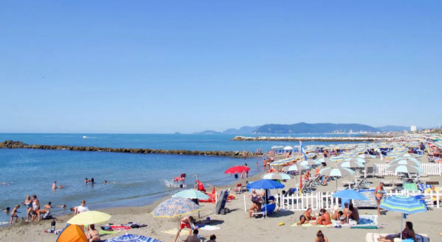 Colli (MAS330), Забронировать Отель Отели Apuana coast 4 звезды, 4*