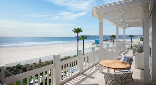 Двухместный номер Standard с балконом и oceanfront Shore House at The Del, LXR Hotels & Resorts
