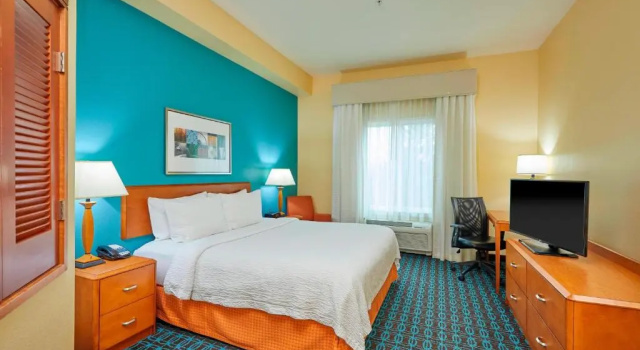 Двухместный номер Standard Fairfield Inn & Suites Burlington
