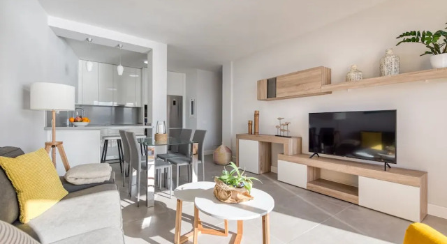 Bright Beachfront Apartment, Забронировать Апартаменты/квартира Отели Лас-Пальмас-де-Гран-Канария с парковкой, рядом с Музей науки и техники, Парковка