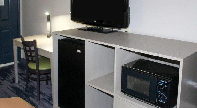 Четырёхместный номер Standard Quality Inn Scottsboro US-72-Lake Guntersville Area