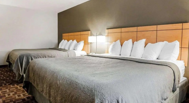 Номер Standard Quality Inn & Suites Des Moines Airport