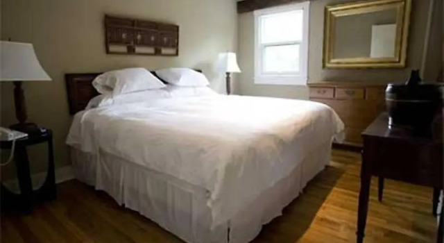 Номер Standard Woodbound Inn