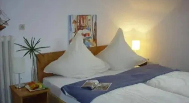 Hotel Garni Zentral, Prenota Hotel Willich Basso Reno