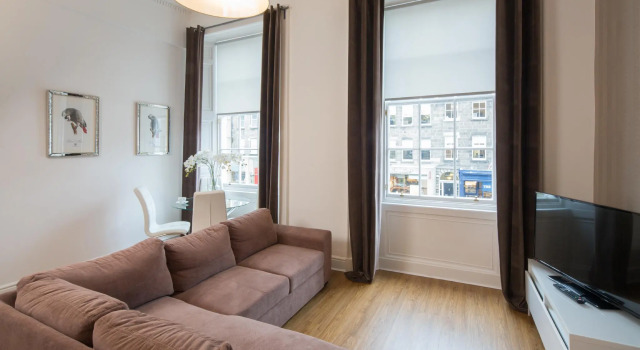 Апартаменты Edinburgh Castle Apartments
