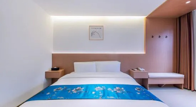 Люкс Luxury Luoyi Fenghua Hotel (Wangcheng Park Branch, Luoyang Danieshi David Tian Di)