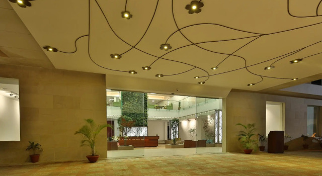 Hotel Inderlok, Rezervovat Hotel Déhrádún Uttarakhand