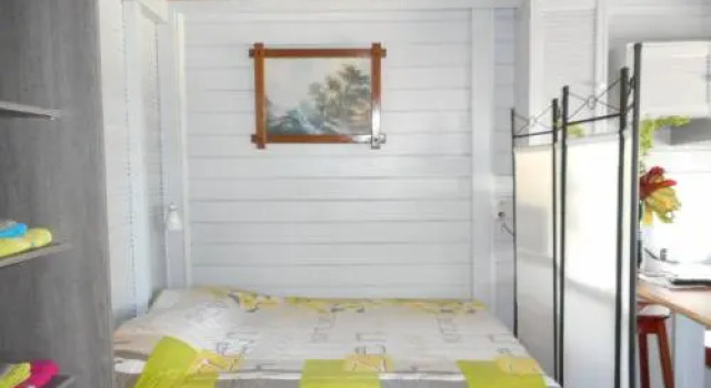 Appartement Vue Jardin Fleuri, Забронировать Апартаменты/квартира Ламантен Фор-де-Франс