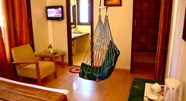 Hotel Kasauli Woods, Забронировать Отель Касаули штат Химачал-Прадеш