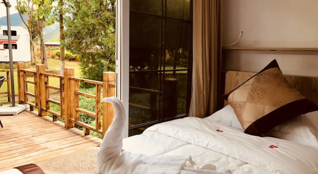 Четырёхместный номер Luxury Micheng RV Lijiang Camping