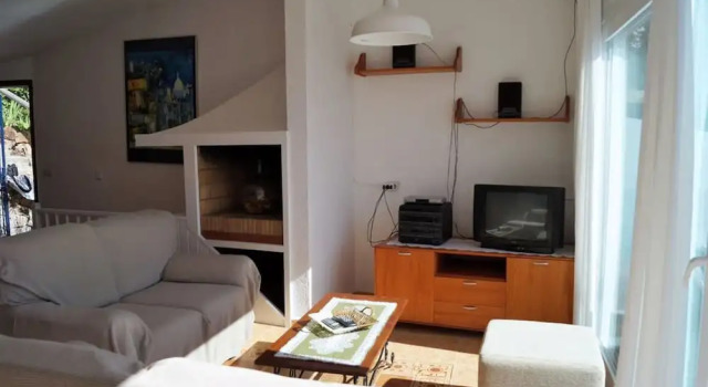 107522 - Apartment in Cala Canyelles