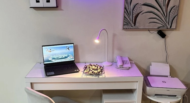 Robin Beach Hostel JBR, Забронировать Хостел Джумейра , рядом с Международный яхт-клуб Дубая