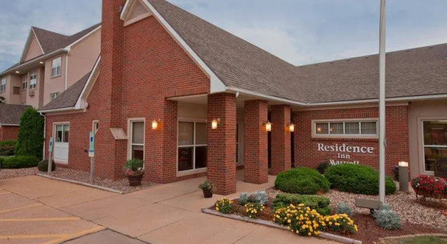Четырёхместный люкс с 2 комнатами Residence Inn by Marriott Davenport