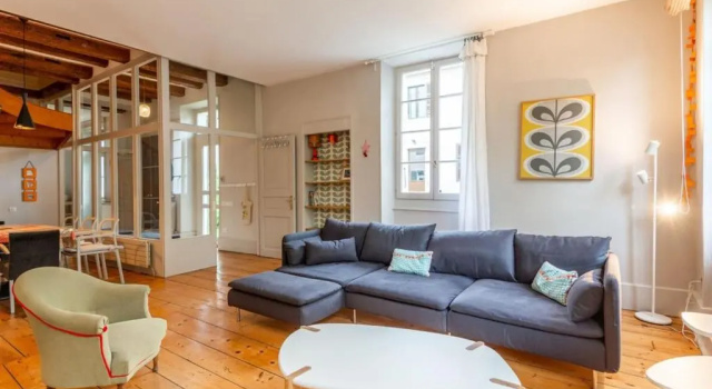 Коттедж large house for 8 people near the historic center