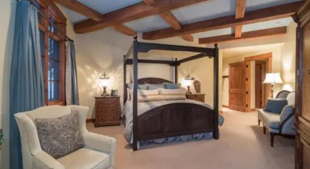 Autumn Ridge - 11 Br Home
