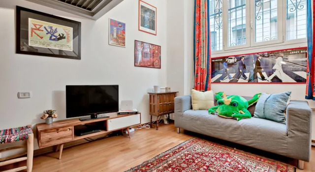 Bezzecca, Book Hotel Milan Lombardy