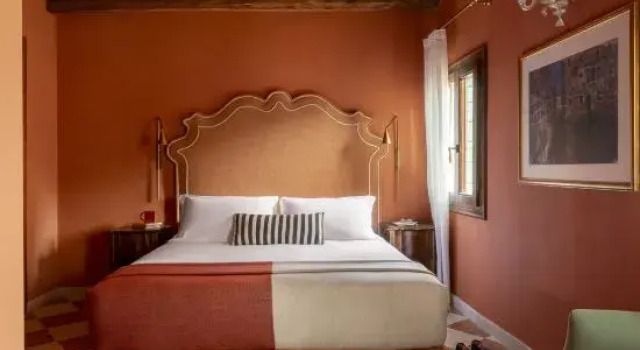 Номер Superior с видом на канал Hotel Riva