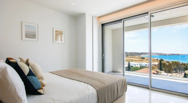 Phaedrus Living: Luxury Seaview Coral Bay Villa, Book Villa Hoteller i Coral Bay med parkering, Parkering