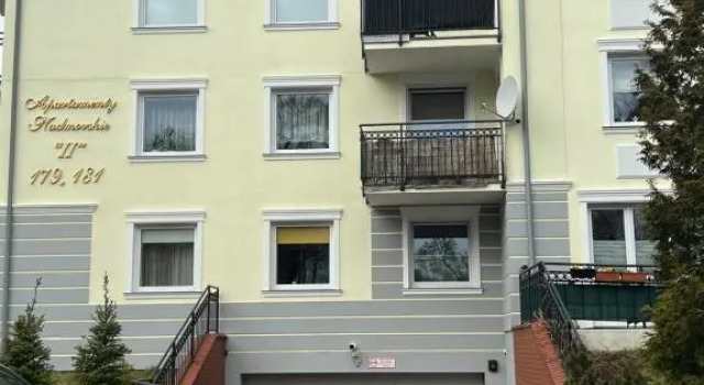 Apartament Morska Przystan, Varaa Huoneisto Hotellit Pommeri pysäköinnillä, Pysäköinti