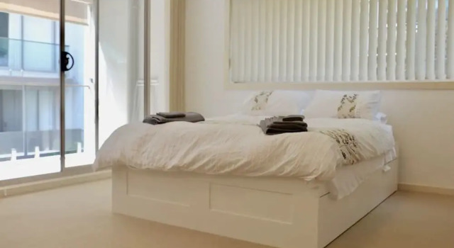 Spacious Studio by the Beach in Manly