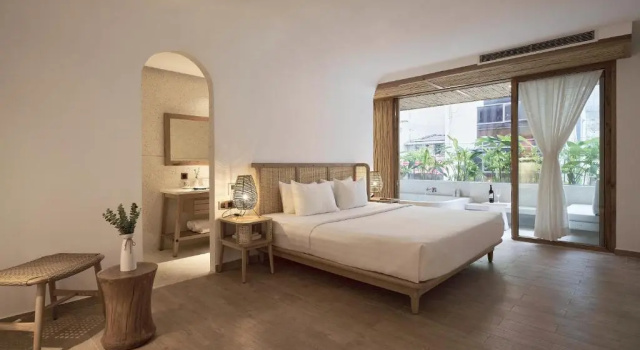 Полулюкс с балконом Sky Gem Hotel Sora