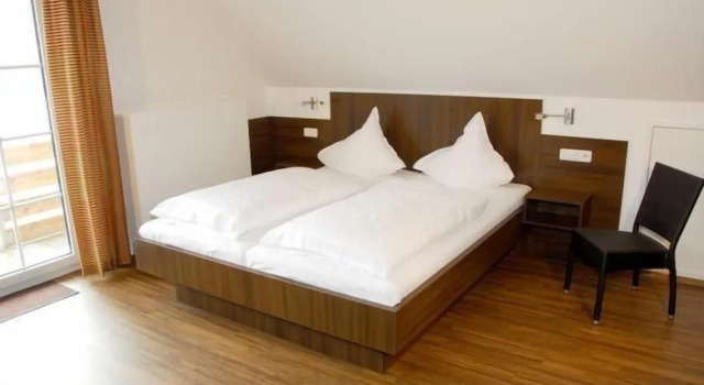 Garni Hotel Henn