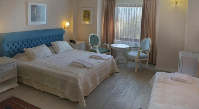 Номер Deluxe с видом на воду Aeneas Hotel