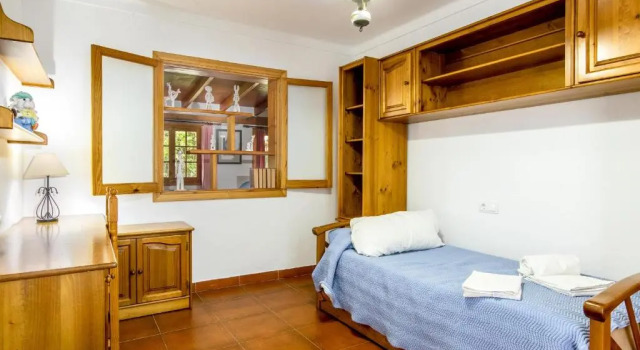 Вилла 3 Bedroom Villa with Private Pool, Pollensa
