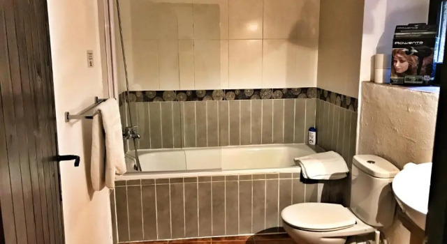 Четырёхместный номер Standard Hotel Mas Pelegri
