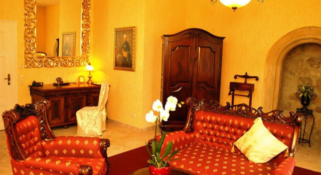 Hotel & Spa Wasserschloss Westerburg, Забронировать Курортный отель Отели Brunswick Land с бассейном, Бассейн