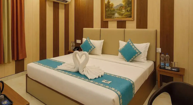 Номер Standard Hotel Ramayana Grand Near Ram Mandir
