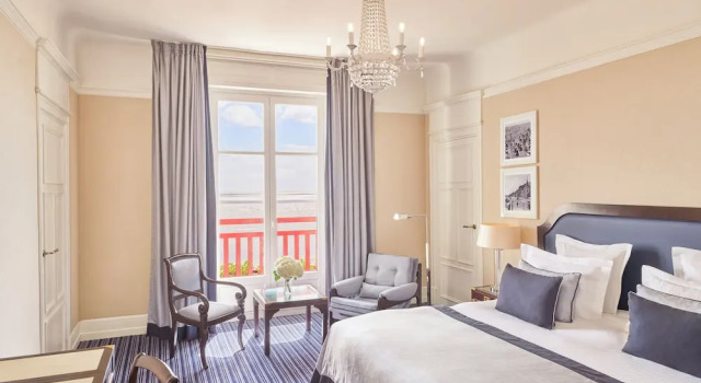 Двухместный номер Prestige с видом на океан Hôtel Barrière LHermitage