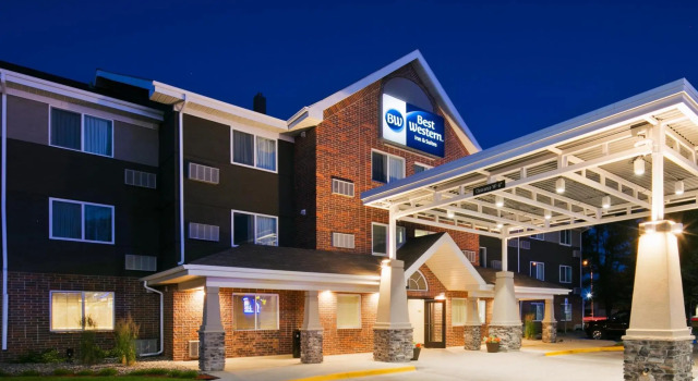Best Western Harvest Inn & Suites, Забронировать Отель Гранд-Форкс штат Северная Дакота