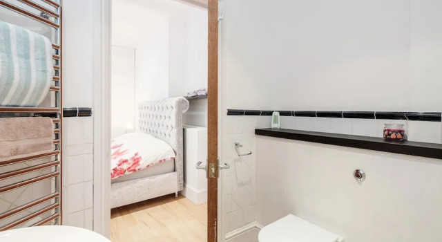 Nevern sq 2 Bed 2 Bath Cromwell, Забронировать Отель Отели Большого Лондона с парковкой, Парковка