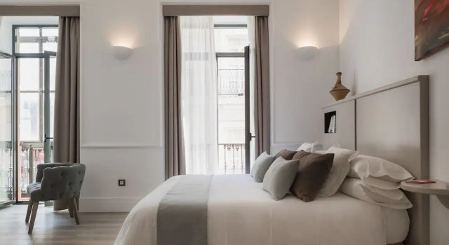 Puerta Catedral Holiday Suites, Забронировать Отель Отели Севильи 3 звезды, рядом с Монастырь Св. Паулы, 3*