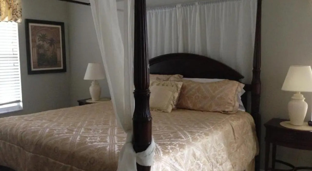Кровать в общем номере Orlando Vacation Rental Homes